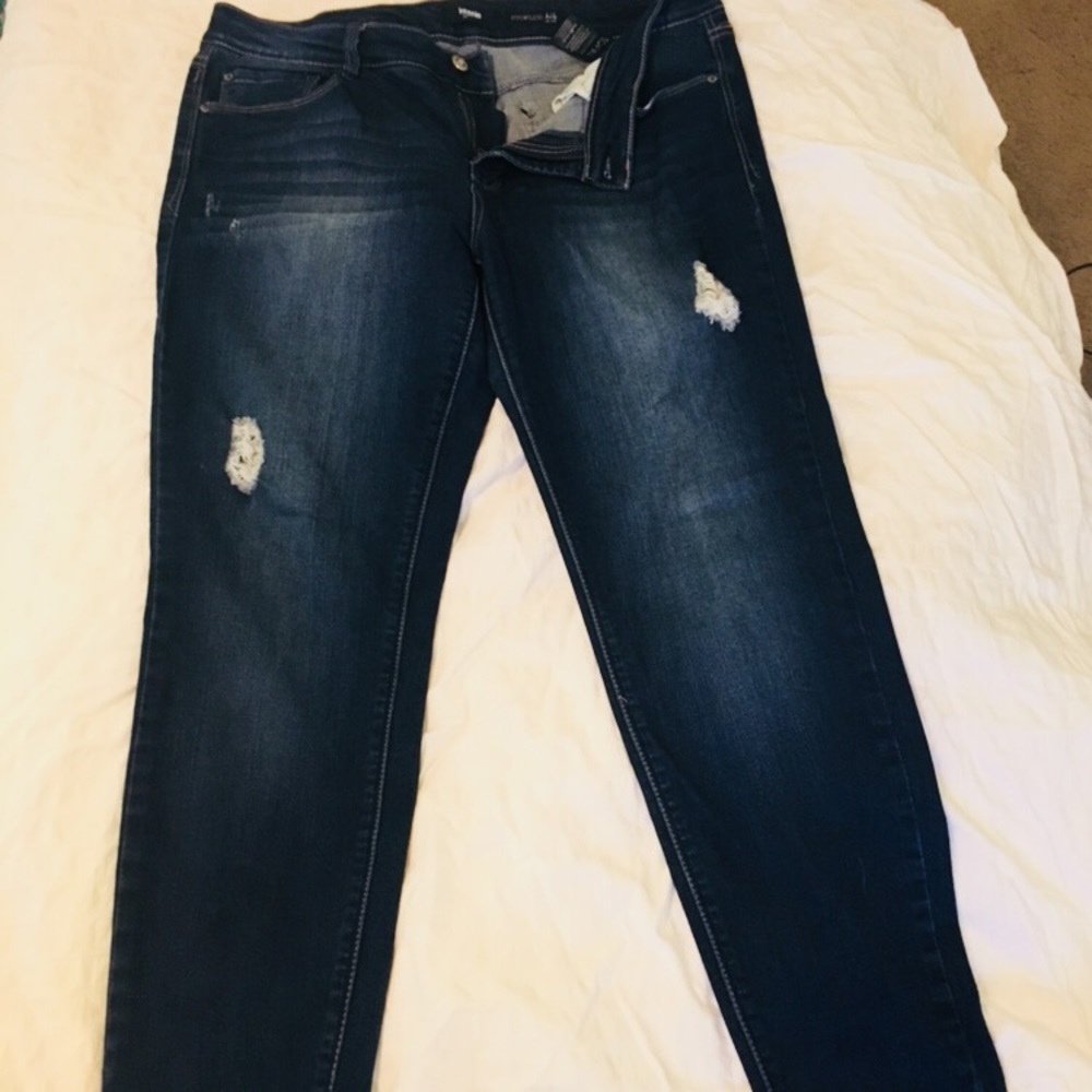 Ankle crop jeans
